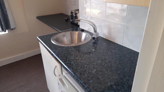 A double  room with en-suite.  Main Photo