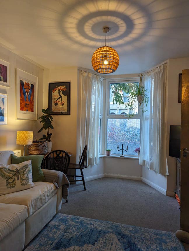 Large double room for 2 month sublet Homerton Main Photo
