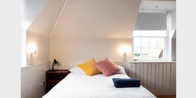 Bright comfortable en-suite room, Welwyn Gdn City Main Photo