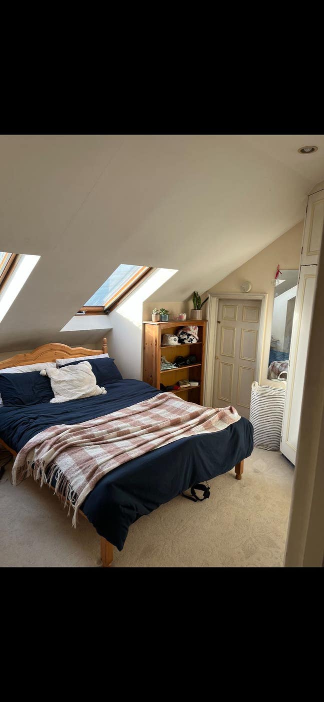 1 Double Bedroom near Clapham North Station Main Photo
