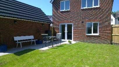 Double room with sole use of shower/bathroom    Main Photo