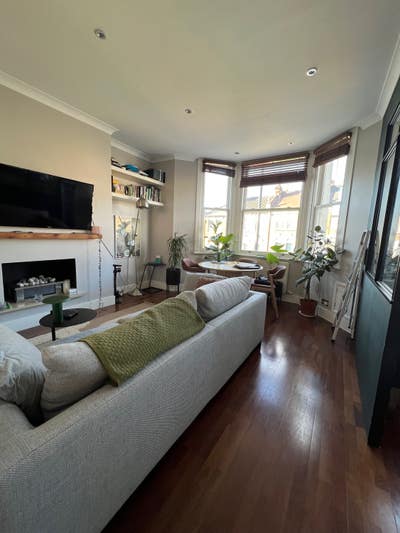 ✨Bright Double Room + Private Bathroom - 2mins CJ Main Photo