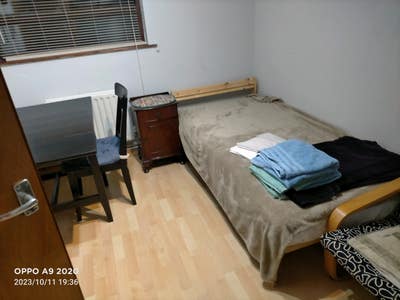 Single bedroom  Main Photo