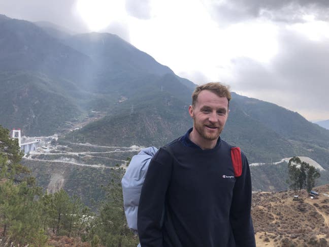 Looking for a place to live Main Photo