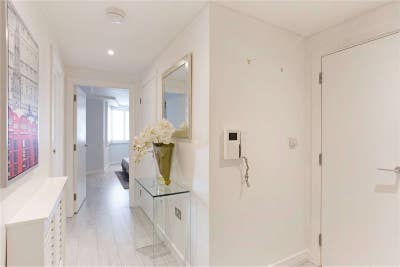 Spacious Apartment at the heart of Marleybone Main Photo