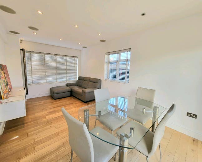 Entire three bedroom house to let  Main Photo