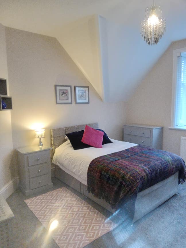 Large Comfortable Double Room in Meads Main Photo