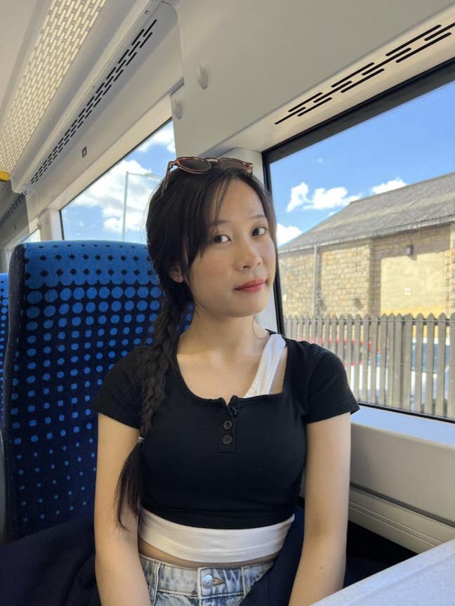 Female Professional at Cambridge Uni - 1 room  Main Photo