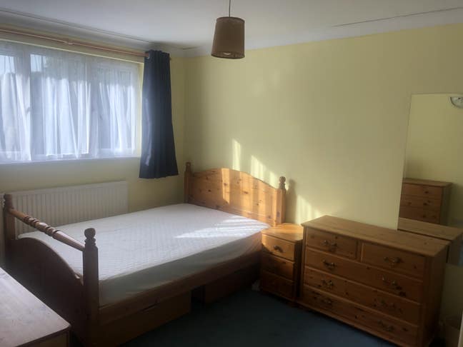 Double room with en-suite. Main Photo