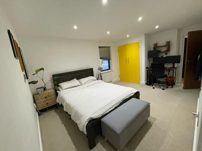 King Size Ensuite Room Main Photo