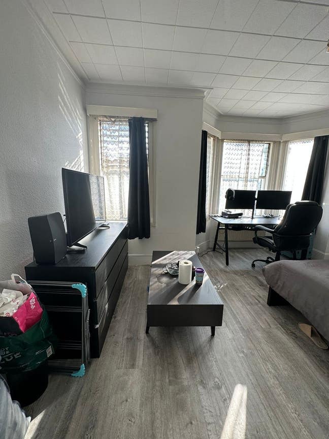 Larger than average bright double bedroom  Main Photo