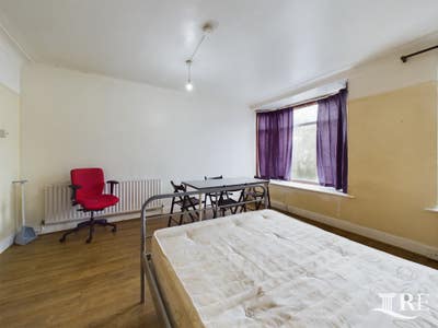Double Room to Rent Near Kensal Green Station Main Photo