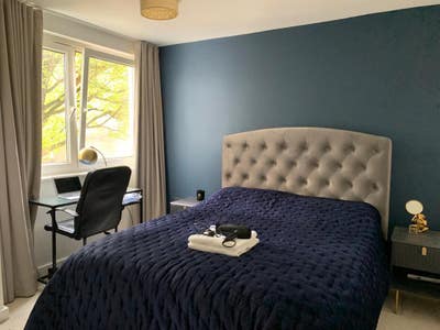 1B Flat Chelsea Bills Included Main Photo