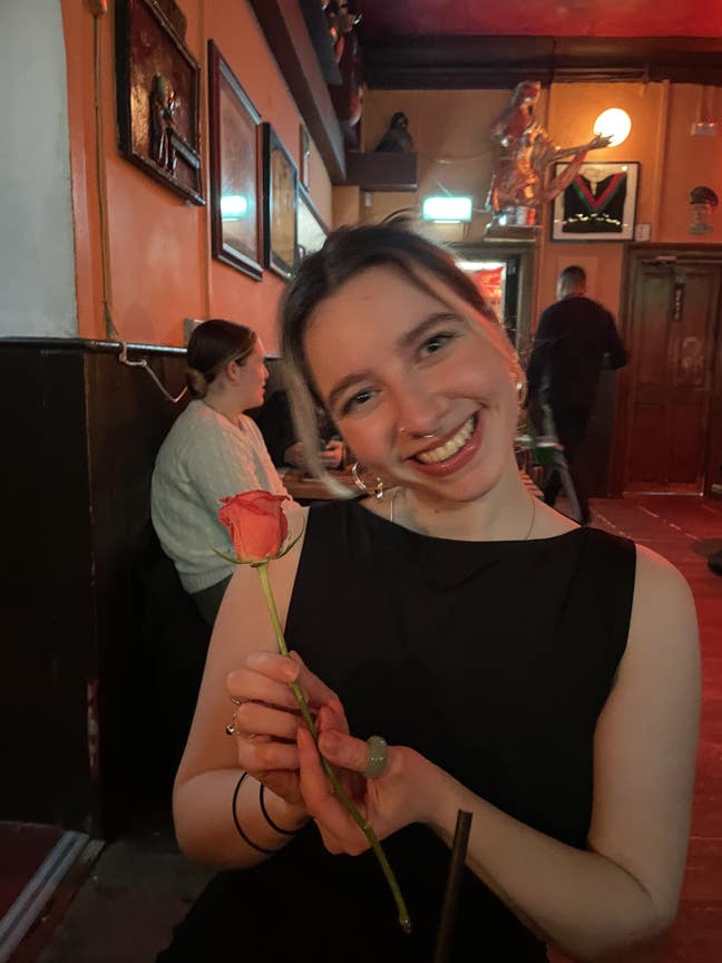 4 professional females looking for a property Main Photo