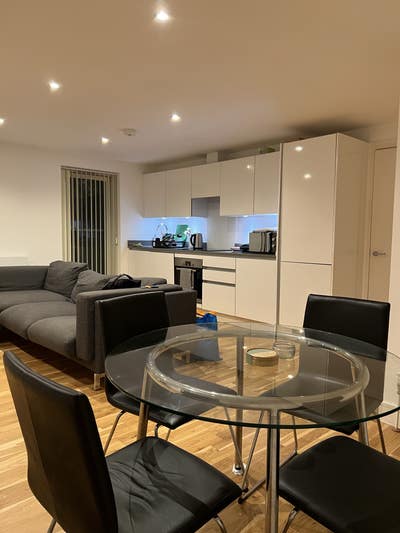 Double Room Private Bathroom Clapham  Main Photo