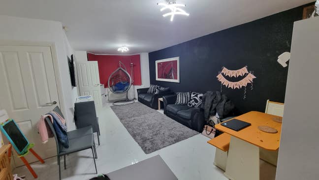 Single room near Dudley Russell Hall Hospital Main Photo