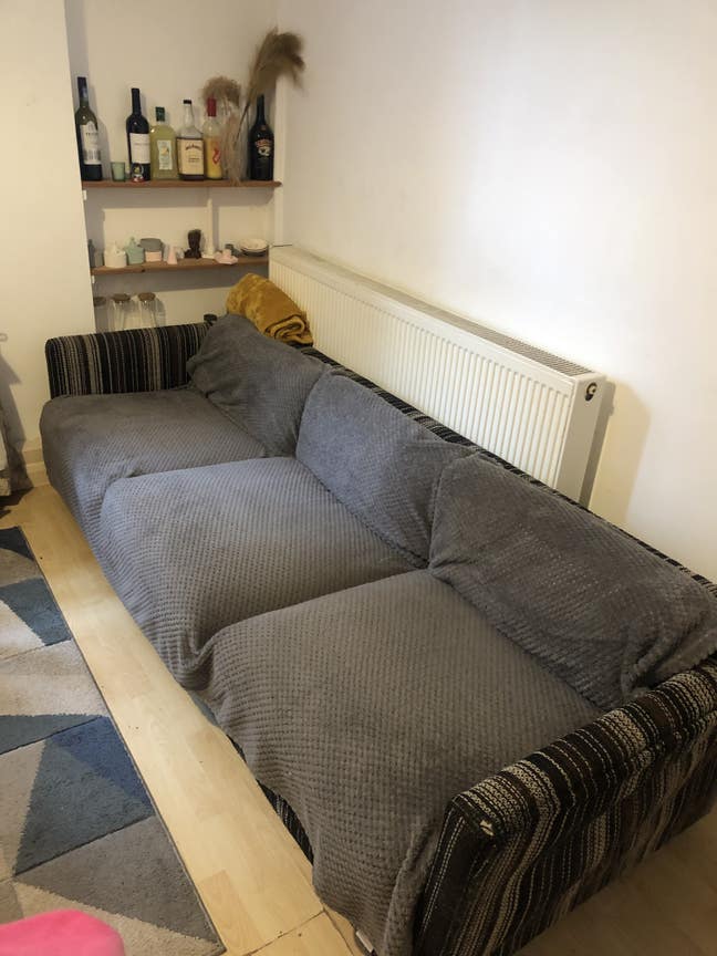 1/2 of house close Victoria park & Leicester Uni Main Photo