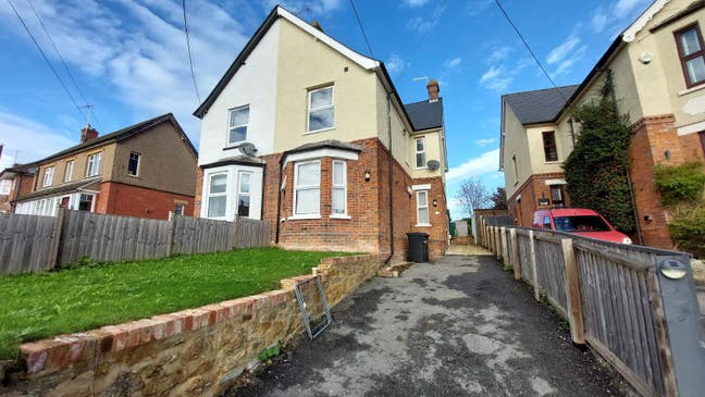 Preston Road Ensuite Room Main Photo