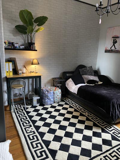 Large double bedroom in house on Dartmoor Main Photo