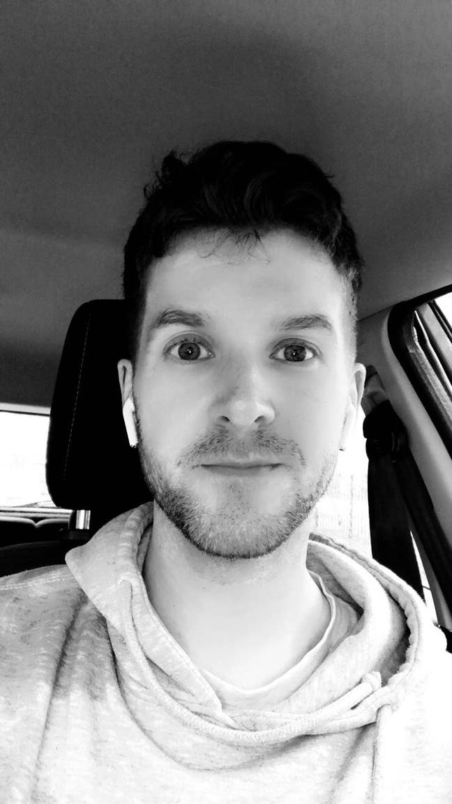 Hi, I am looking to rent a room / buddy up to... Main Photo