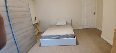 Double room to rent in Oadby  Main Photo
