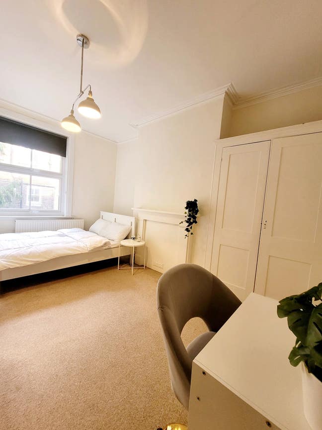 En-suite double room in Tunbridge Wells Center Main Photo