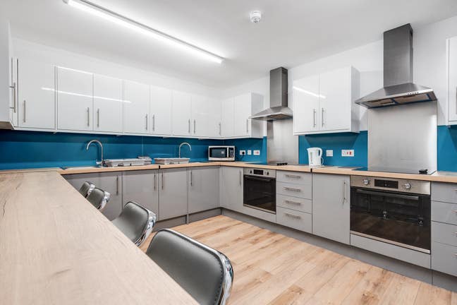 2 Furnished Rooms Available NOW Main Photo