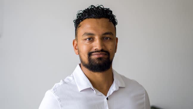 Software Engineer seeking room for two Main Photo