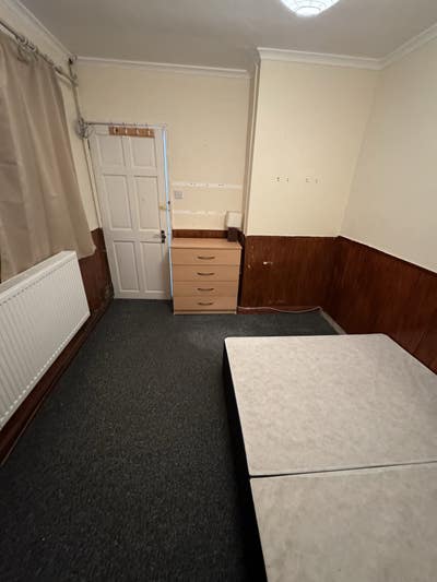 Double room available Main Photo
