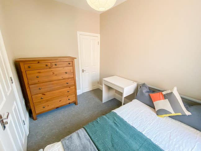 Quiet, Stylish Double Room | Garden, Cleaner & Bil Main Photo