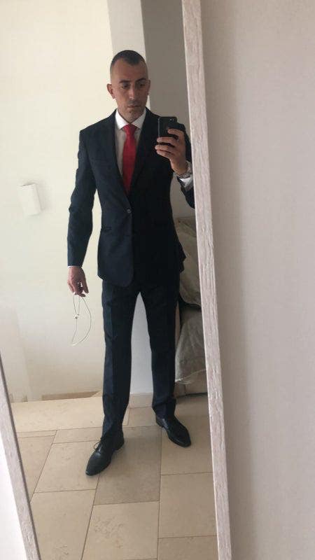 Professional Male seeks a double room  Main Photo