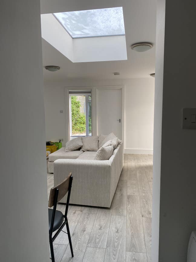 1 double room in 2-bedroom Studio near Uni Main Photo