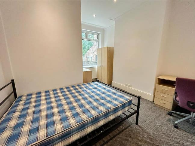 Nice room  I All bills included I Stepney Green Main Photo
