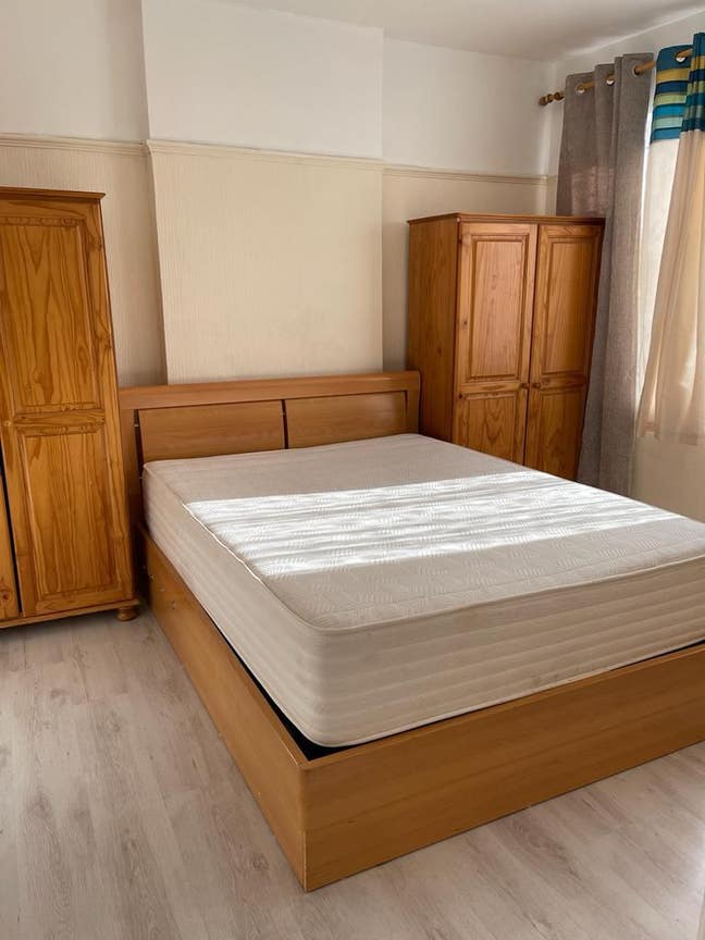 Large room available for rent in Streatham Comm Main Photo