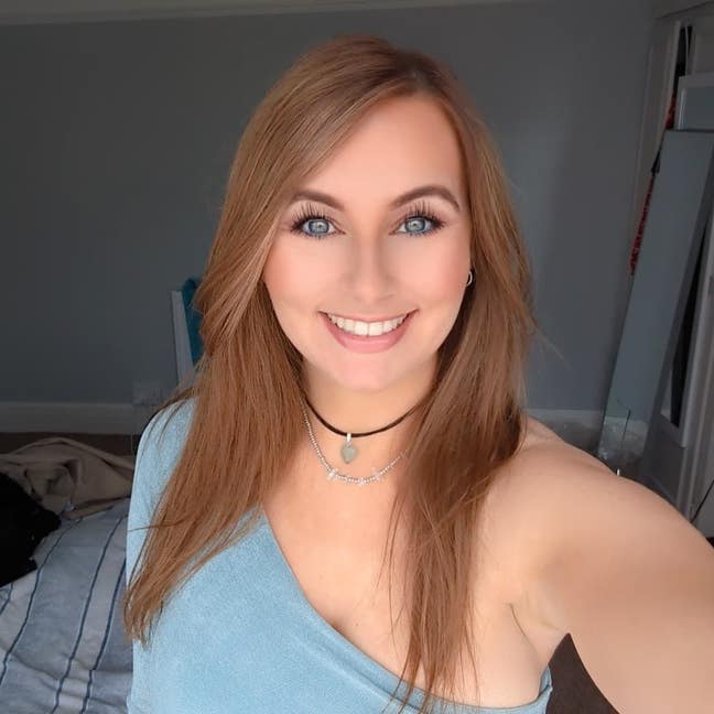 31F Professional Looking for a House Share 🏡 Main Photo