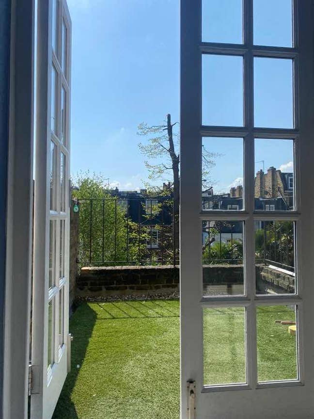 Beautiful flat in the heart of Clapham Junction! Main Photo
