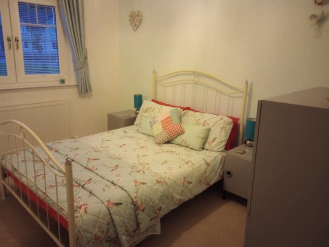 Large Double Room with Own Bathroom  Main Photo