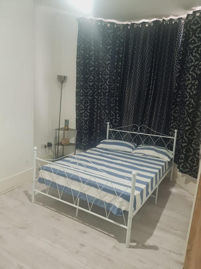 Amazing Double Room to Let Main Photo