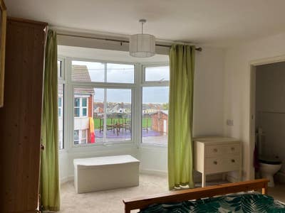 Double bedroom in house in Wyke Main Photo