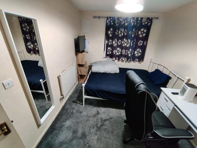 Furnished Large En-Suite Room incl Parking & Bills Main Photo