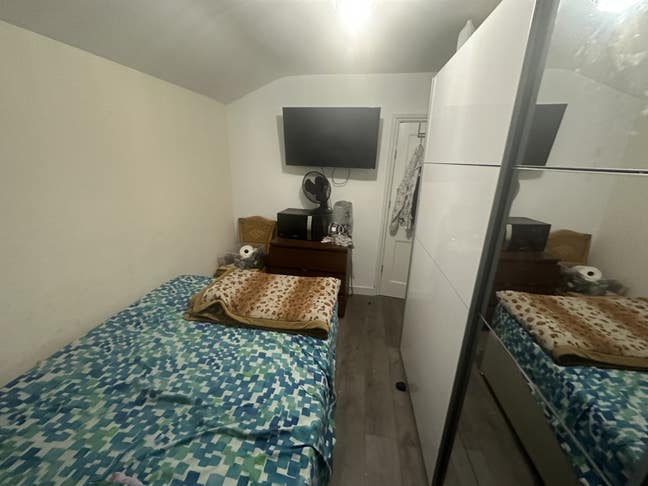 Spare Double bedroom for rent Main Photo