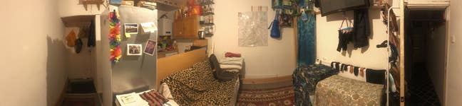 Room free now for short-term stay or gardening fan Main Photo