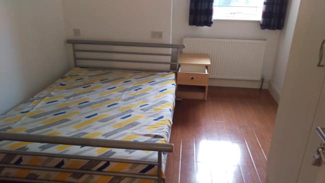 Furnished Fitted Double Bedroom Main Photo