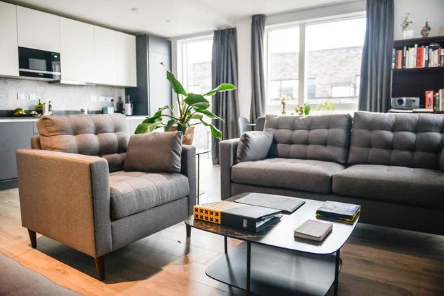Hackney Wick - Room with en-suite and a view  Main Photo
