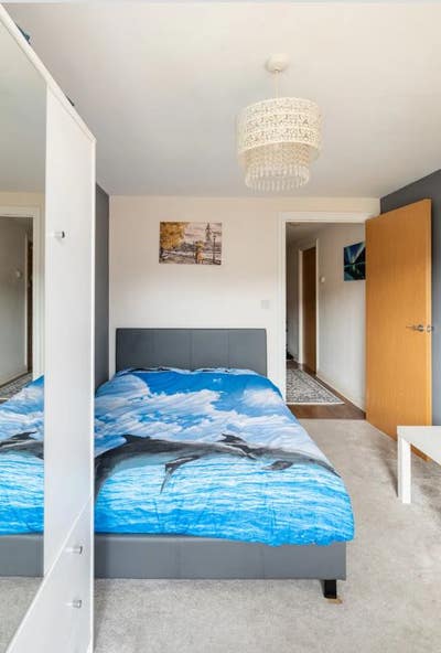 Great location - close to Town Centre / Airport  Main Photo