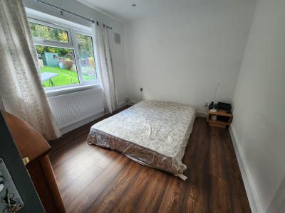 Fabulous Quite One Bedroom  Main Photo