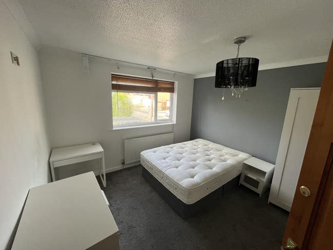 En-suite Room Inclusive of bills and fast broadban Main Photo