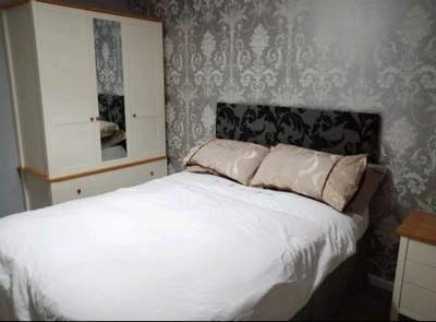 Double room in Poole Main Photo