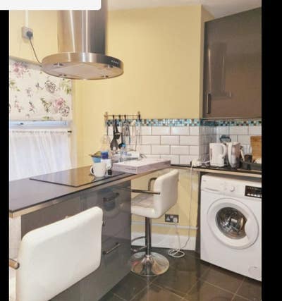 Large u suit bedrom 7 min from Arnos Grove Main Photo