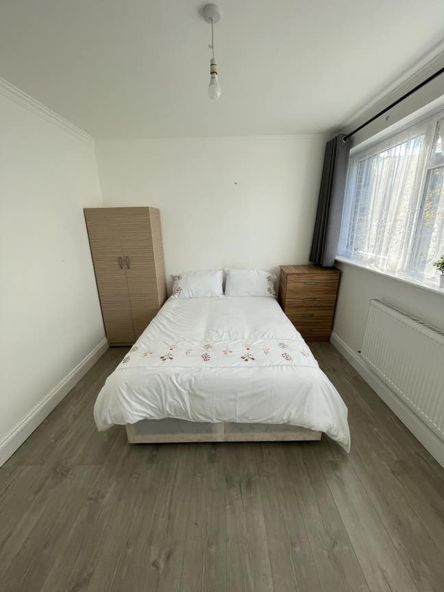 3 double rooms in the same flat Main Photo